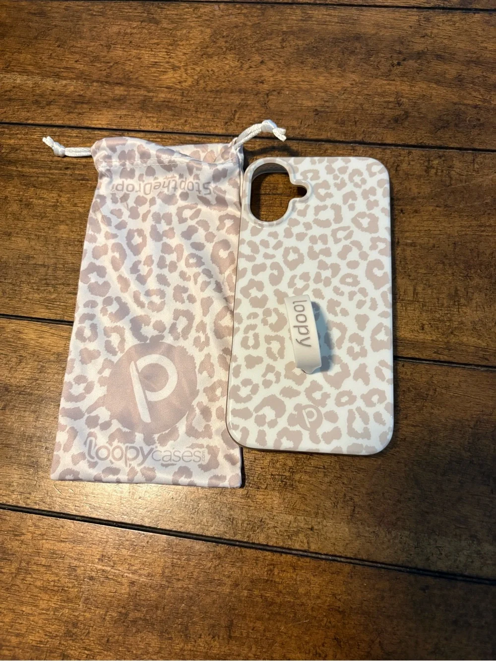 Loopy Cream Leopard Print Iphone 16 Plus Case with Integrated Loop Strap
